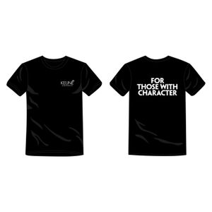 Camiseta negra With Character L